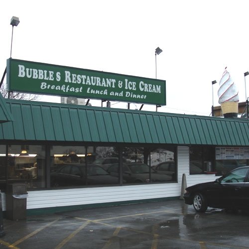 Front view of Bubble's Restaurant on South Central Avenue.